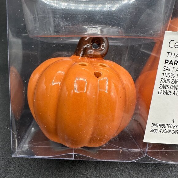PUMPKIN Salt and Pepper Shakers Set Thanksgiving Gourd Fall Orange Halloween - Picture 4 of 5